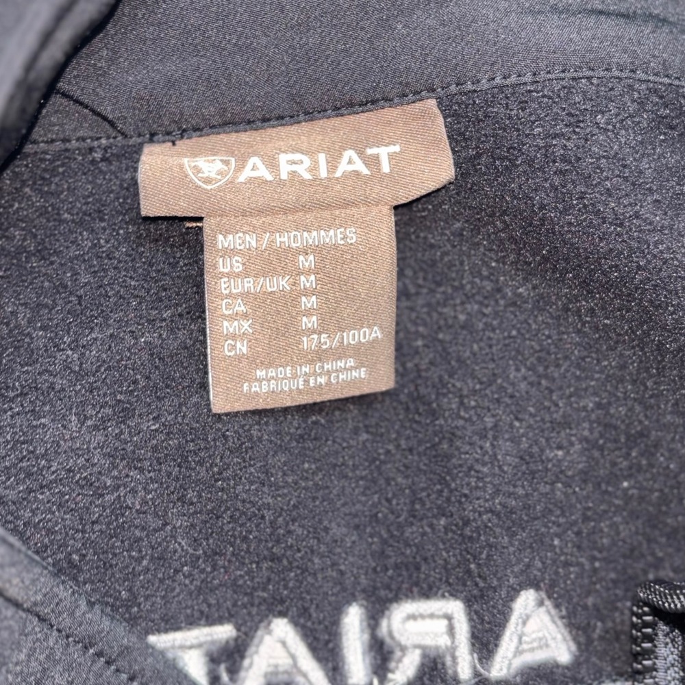 Ariat Men's Elevation Insulated Jacket Black Full Zip Puffer Coat Size Medium - Picture 4 of 6